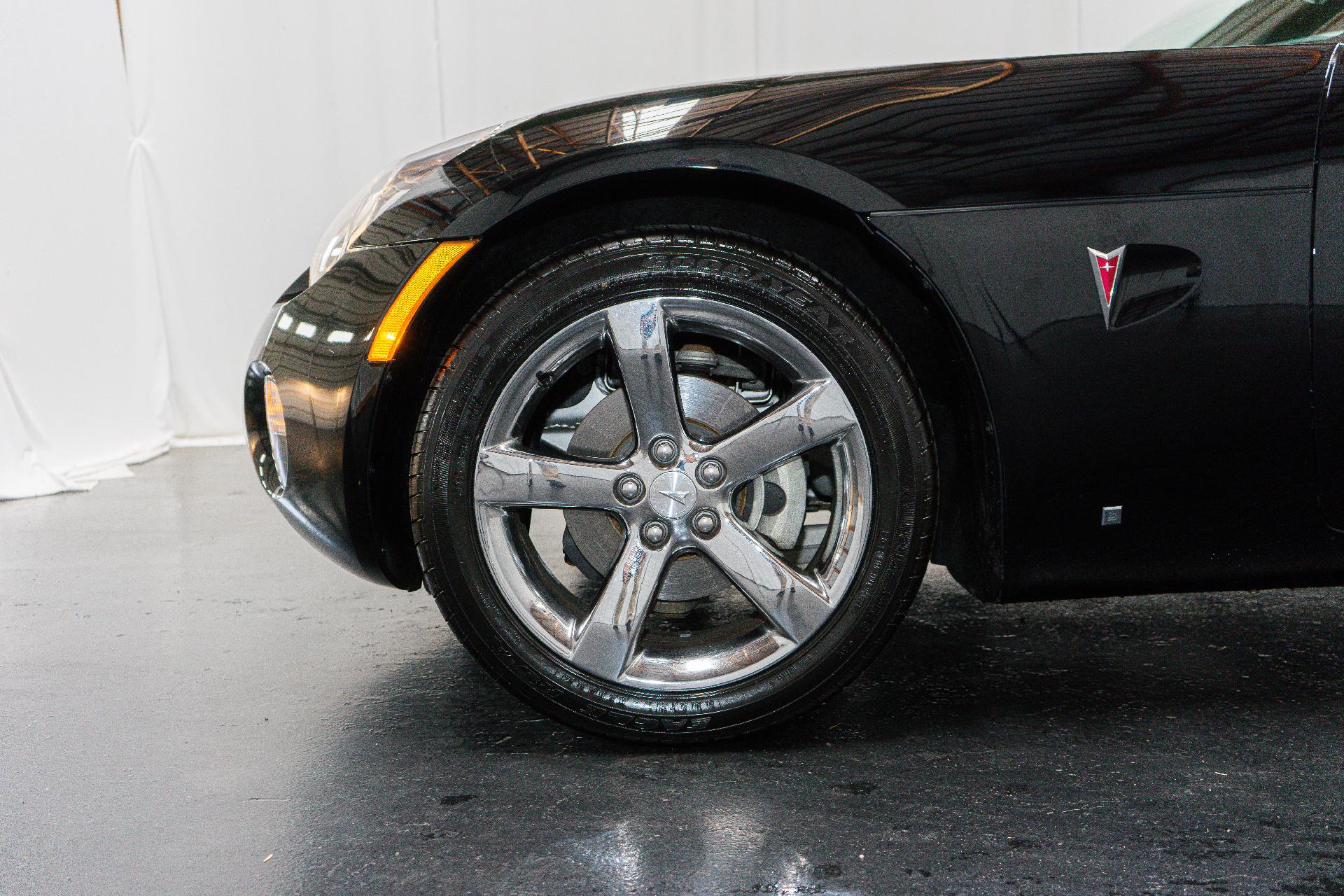 2007 Pontiac Solstice Vehicle Photo in SMYRNA, DE 19977-2874