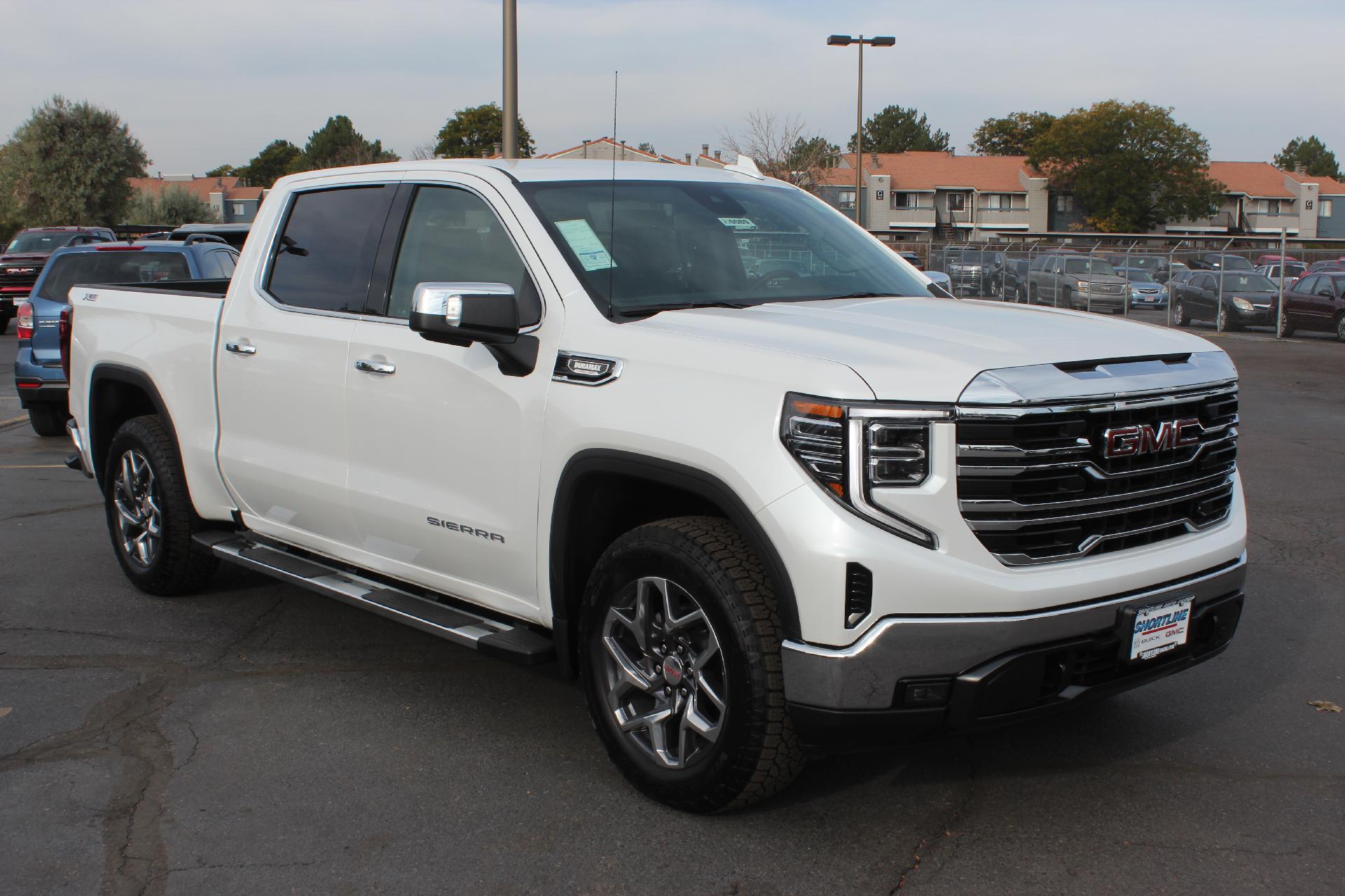 2025 GMC Sierra 1500 Vehicle Photo in AURORA, CO 80012-4011