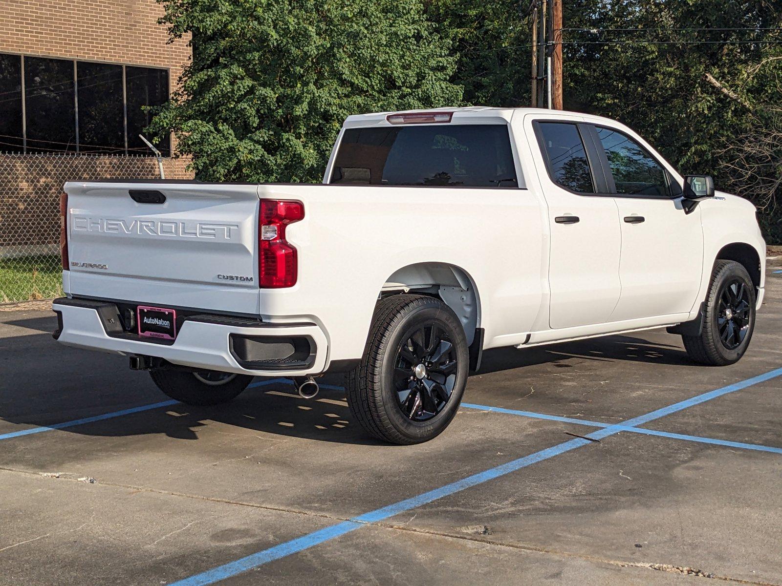 2025 Chevrolet Silverado 1500 Vehicle Photo in HOUSTON, TX 77034-5009