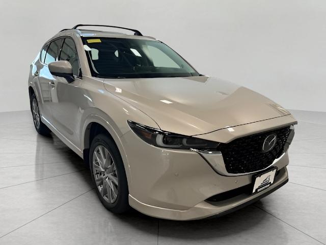 2025 Mazda CX-5 Vehicle Photo in Green Bay, WI 54304