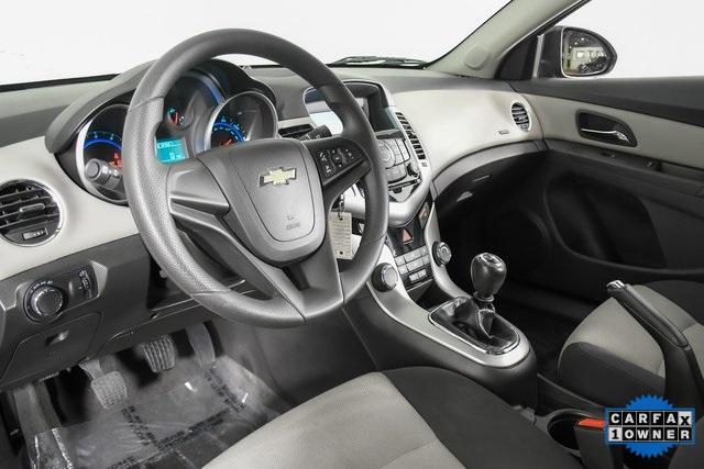 2015 Chevrolet Cruze Vehicle Photo in Puyallup, WA 98371