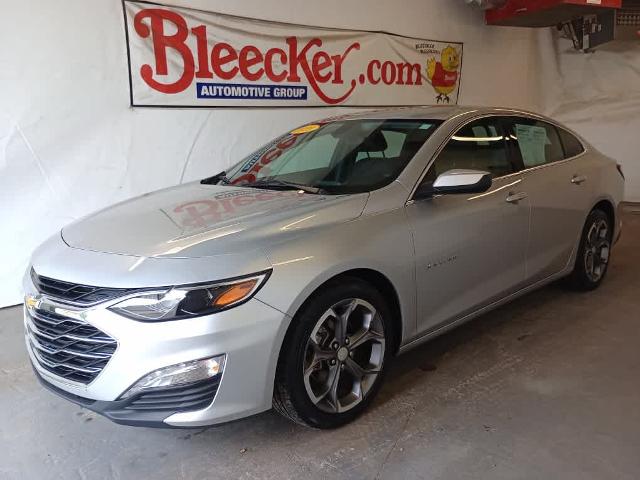 2020 Chevrolet Malibu Vehicle Photo in RED SPRINGS, NC 28377-1640