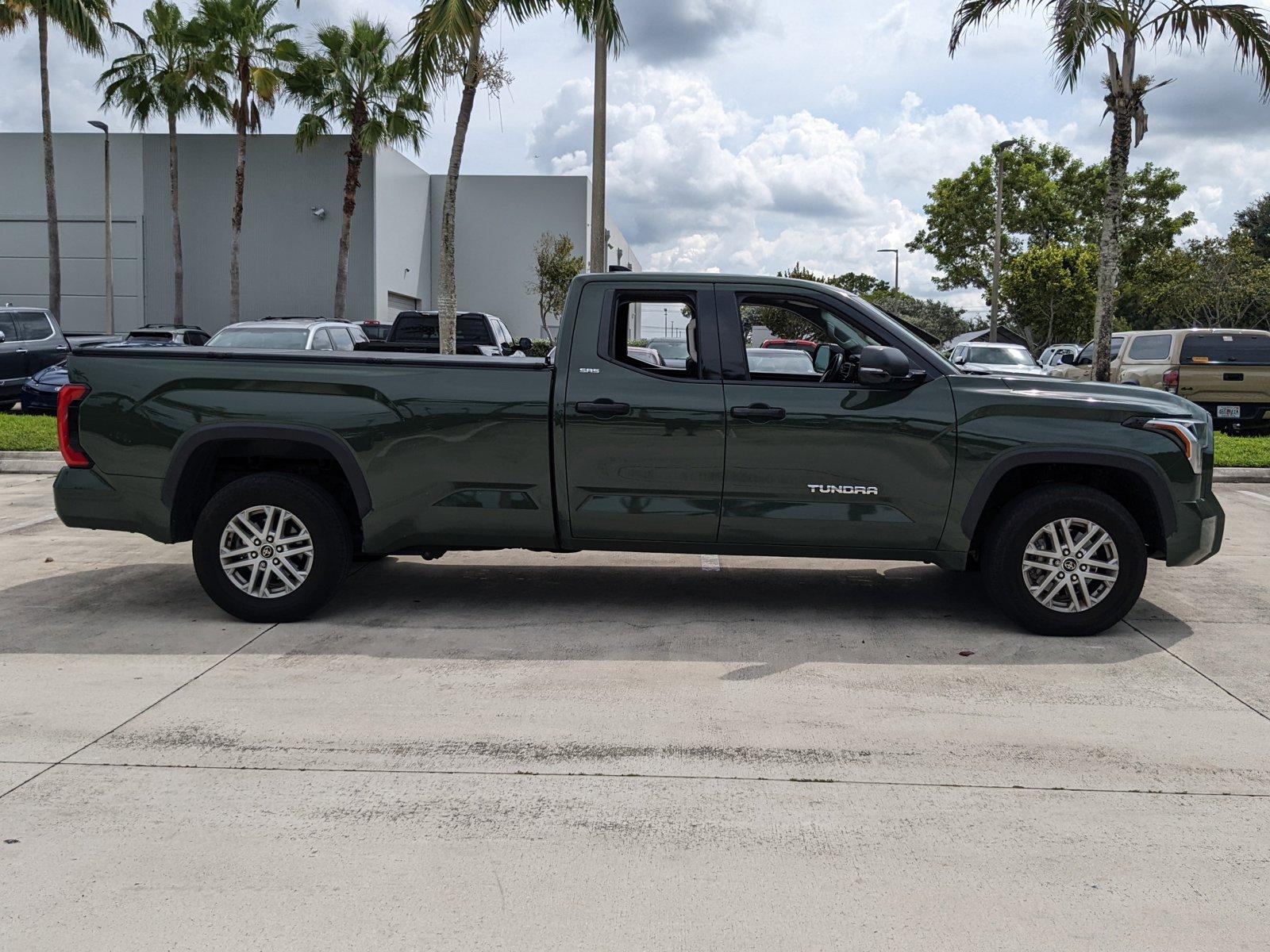 2022 Toyota Tundra 4WD Vehicle Photo in Davie, FL 33331