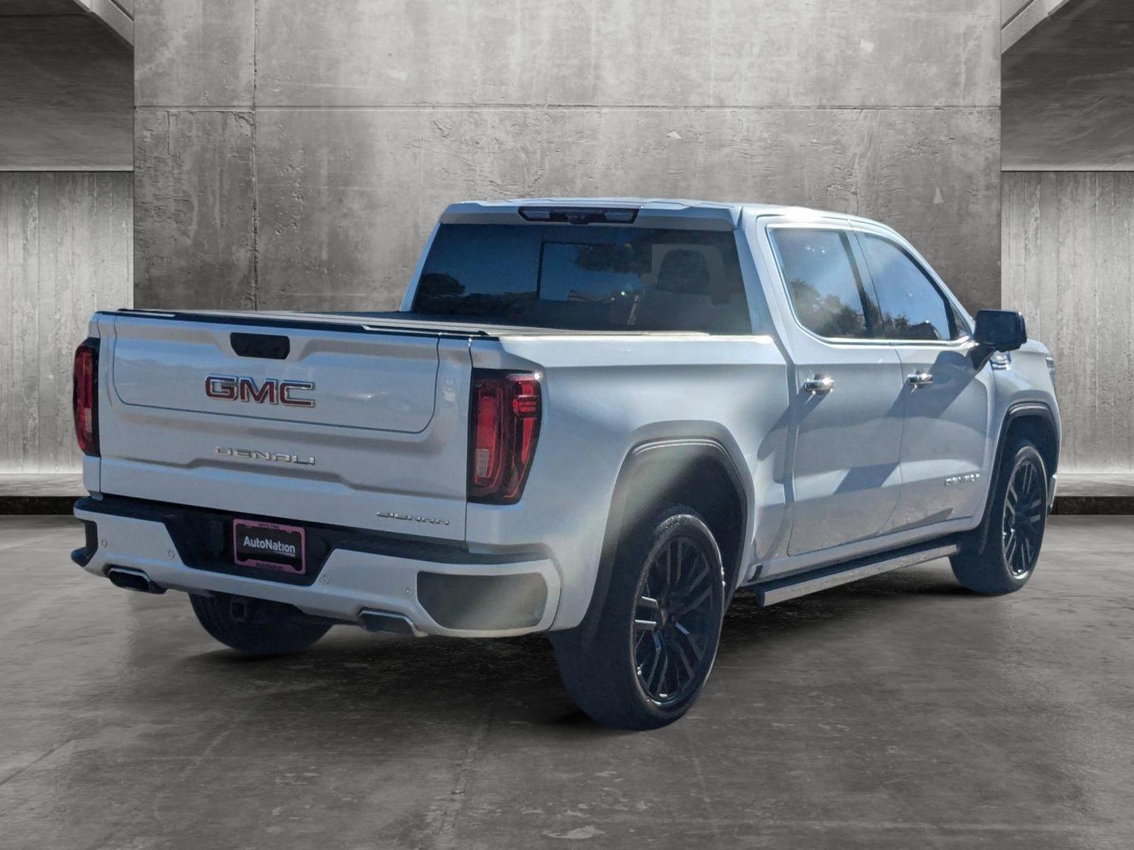 2023 GMC Sierra 1500 Vehicle Photo in LONE TREE, CO 80124-2750