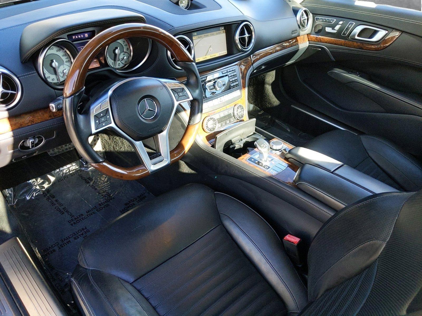 2013 Mercedes-Benz SL-Class Vehicle Photo in Bethesda, MD 20852