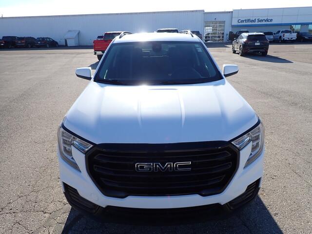 Used 2022 GMC Terrain SLE with VIN 3GKALTEV0NL233750 for sale in Sault Sainte Marie, MI