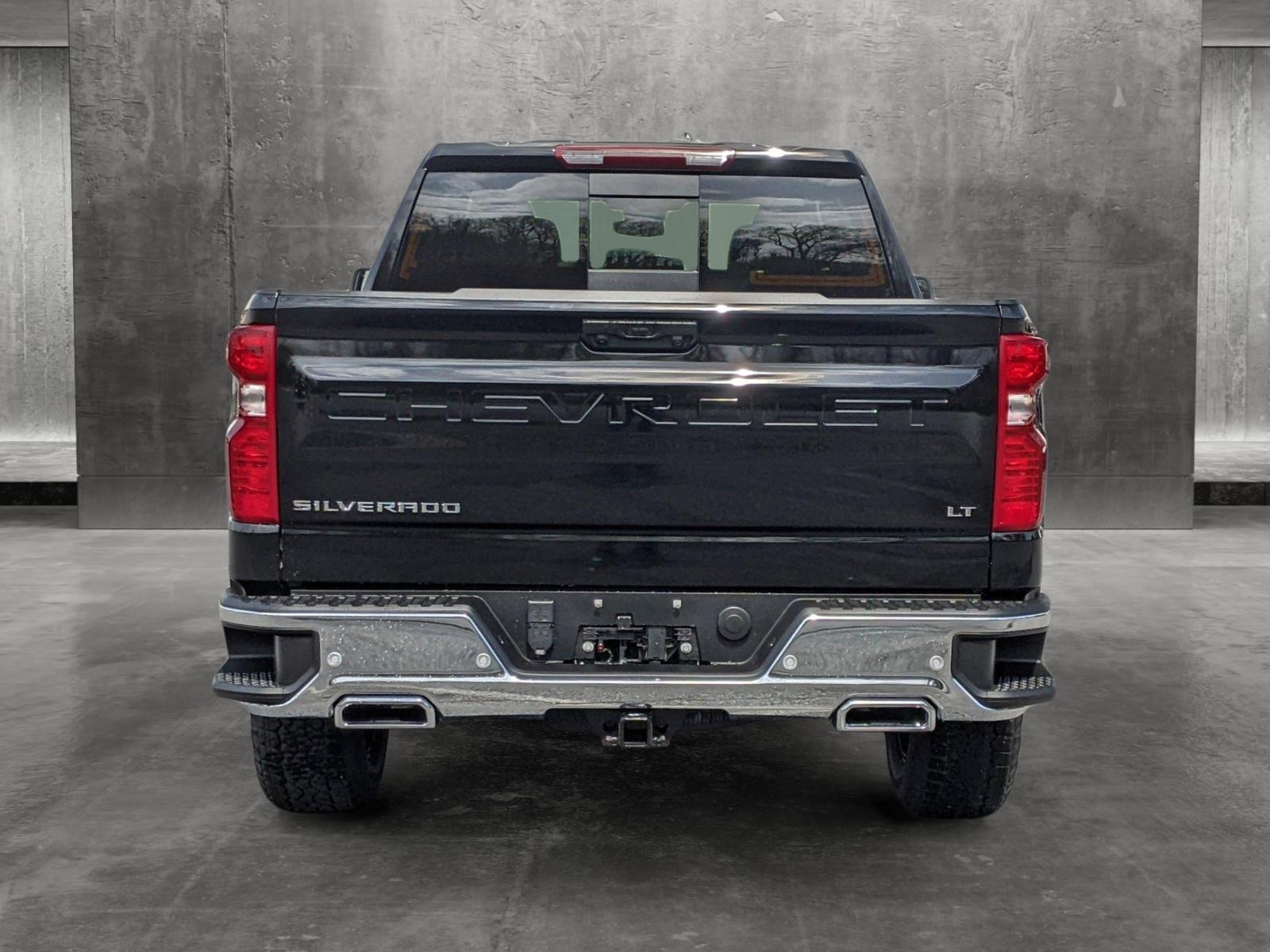 2024 Chevrolet Silverado 1500 Vehicle Photo in TIMONIUM, MD 21093-2300