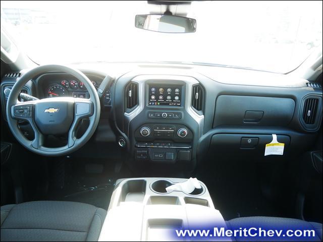 2024 Chevrolet Silverado 1500 Vehicle Photo in MAPLEWOOD, MN 55119-4794