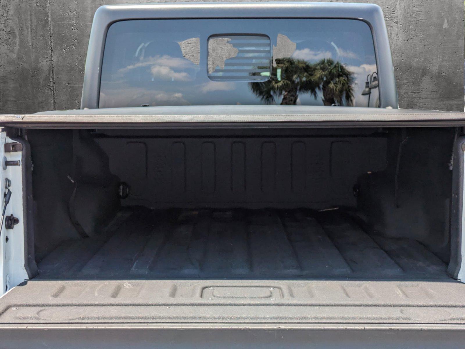 2020 Jeep Gladiator Vehicle Photo in Sarasota, FL 34231