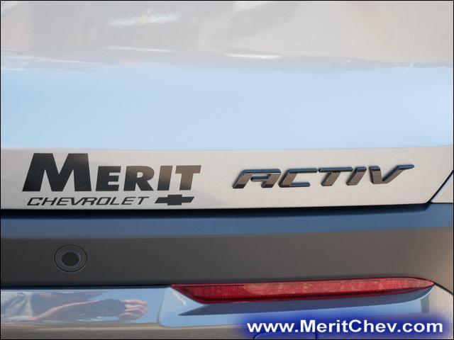 2025 Chevrolet Equinox Vehicle Photo in MAPLEWOOD, MN 55119-4794