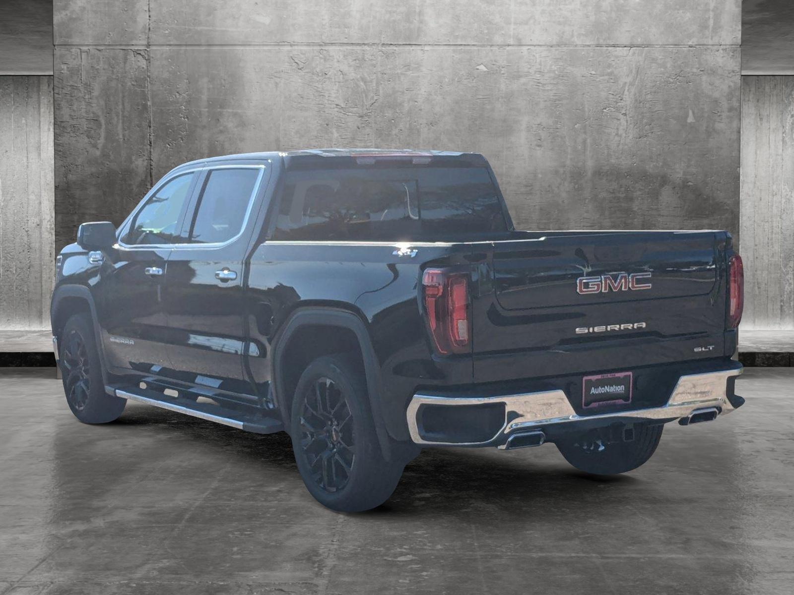 2024 GMC Sierra 1500 Vehicle Photo in LONE TREE, CO 80124-2750