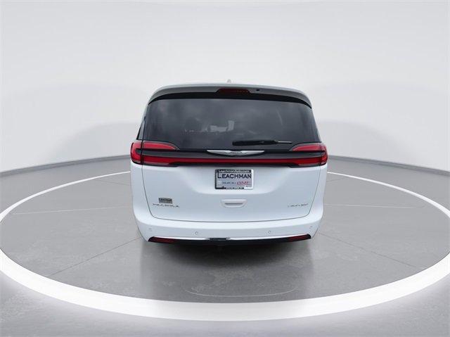 2022 Chrysler Pacifica Vehicle Photo in BOWLING GREEN, KY 42104-4102