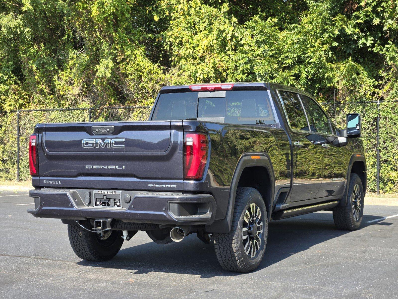 2024 GMC Sierra 2500 HD Vehicle Photo in DALLAS, TX 75209-3016