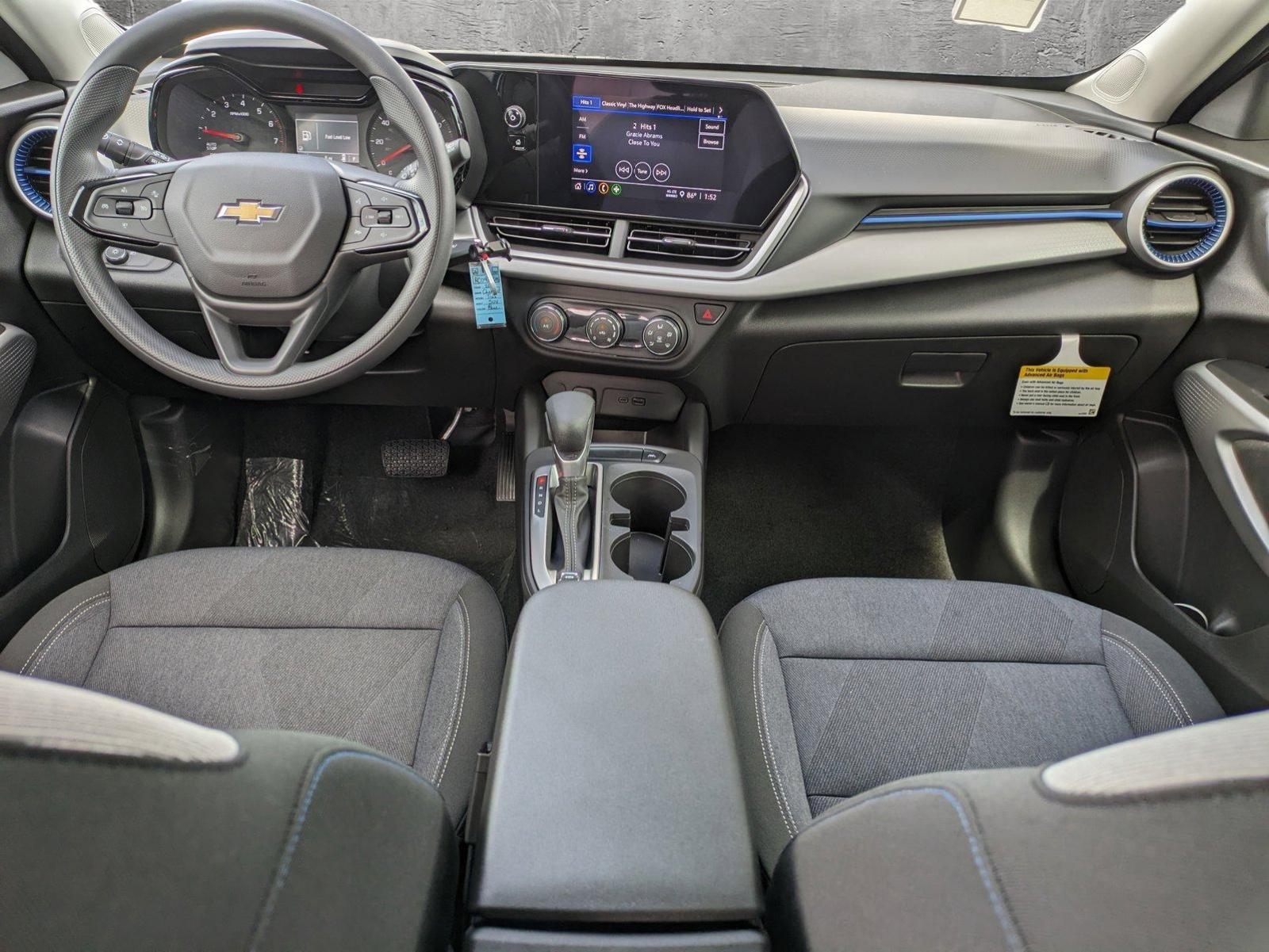 2024 Chevrolet Trax Vehicle Photo in ORLANDO, FL 32812-3021