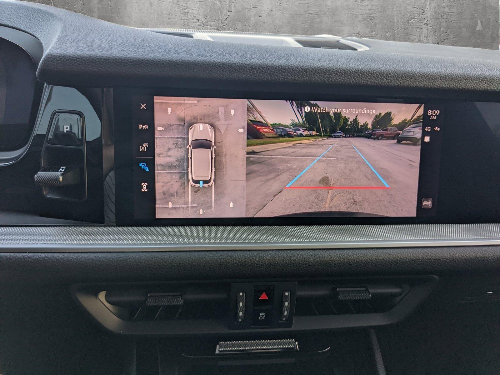 2024 Porsche Cayenne Vehicle Photo in Davie, FL 33331