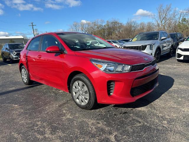 2020 Kia Rio 5-Door Vehicle Photo in Canton, MI 48188