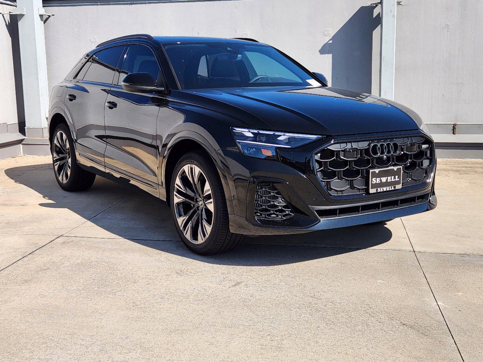 2025 Audi Q8 Vehicle Photo in SUGAR LAND, TX 77478