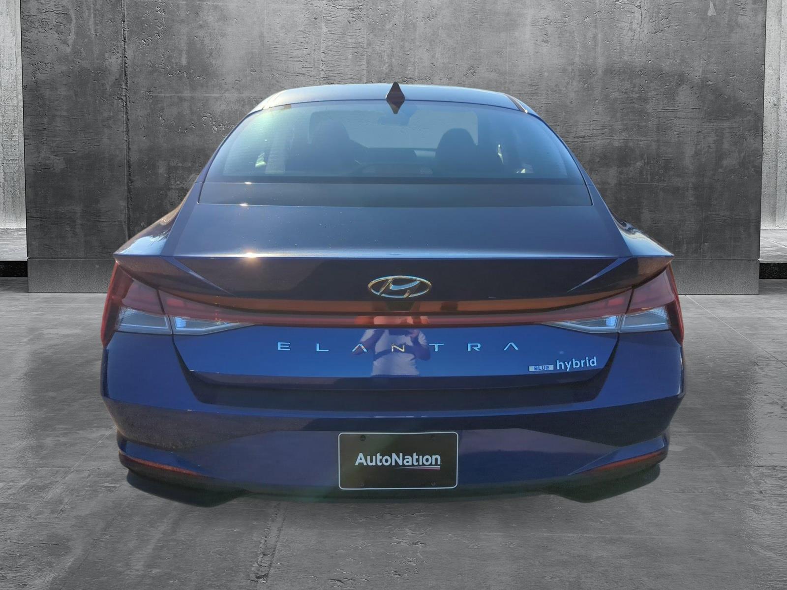 2023 Hyundai Elantra Hybrid Vehicle Photo in MEMPHIS, TN 38115-1503