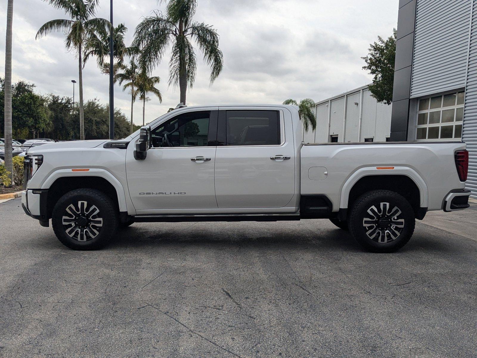 2024 GMC Sierra 2500 HD Vehicle Photo in Pompano Beach, FL 33064