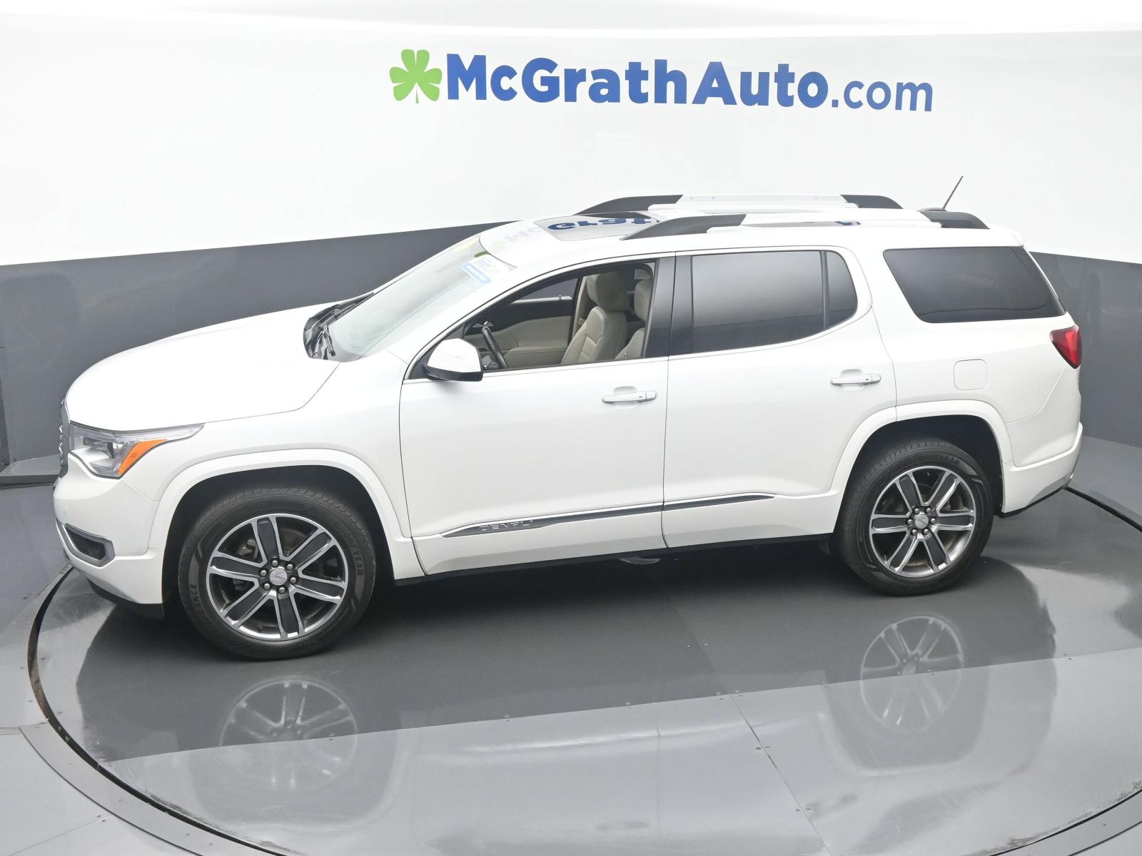 2018 GMC Acadia Vehicle Photo in Cedar Rapids, IA 52402