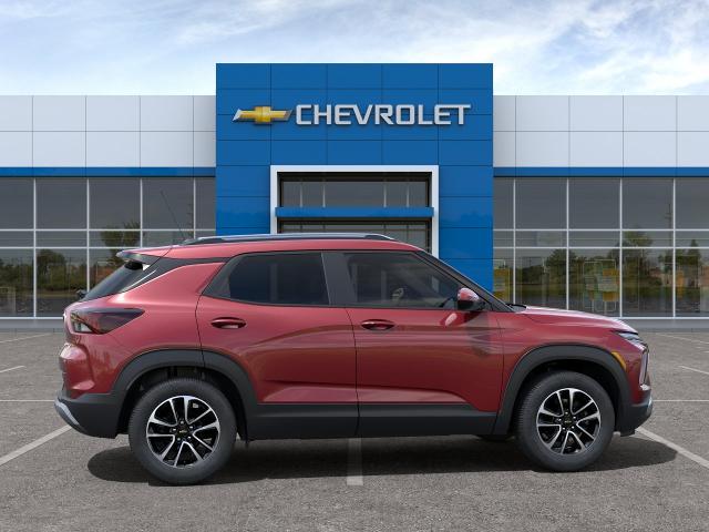 2024 Chevrolet Trailblazer Vehicle Photo in STEWARTVILLE, MN 55976-1393