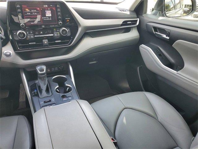 2022 Toyota Highlander Vehicle Photo in SUNRISE, FL 33323-3202