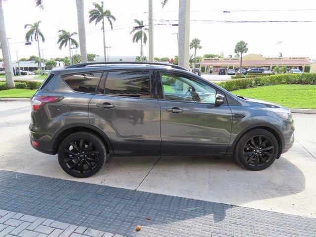 2017 Ford Escape Vehicle Photo in DELRAY BEACH, FL 33483-3294