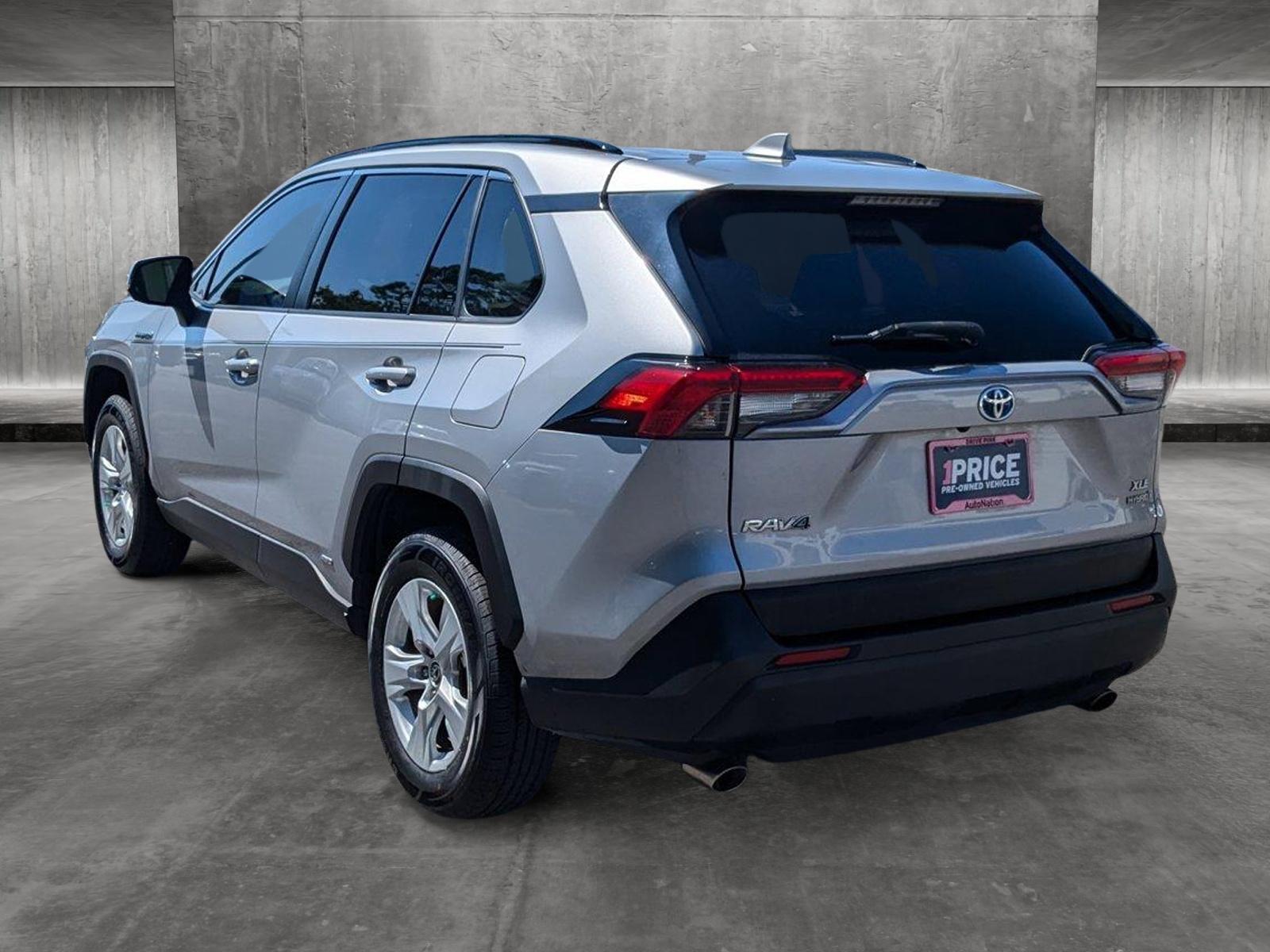 2019 Toyota RAV4 Vehicle Photo in Panama City, FL 32401