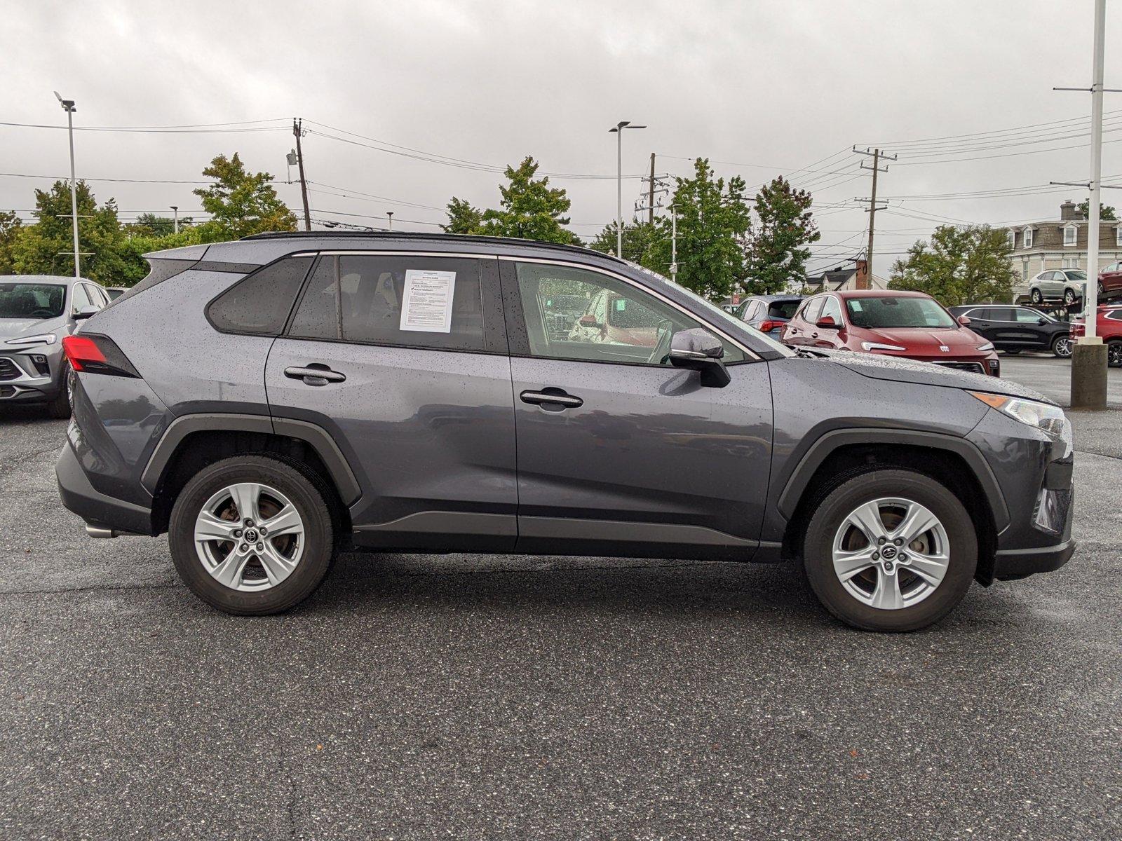 2019 Toyota RAV4 Vehicle Photo in LAUREL, MD 20707-4697