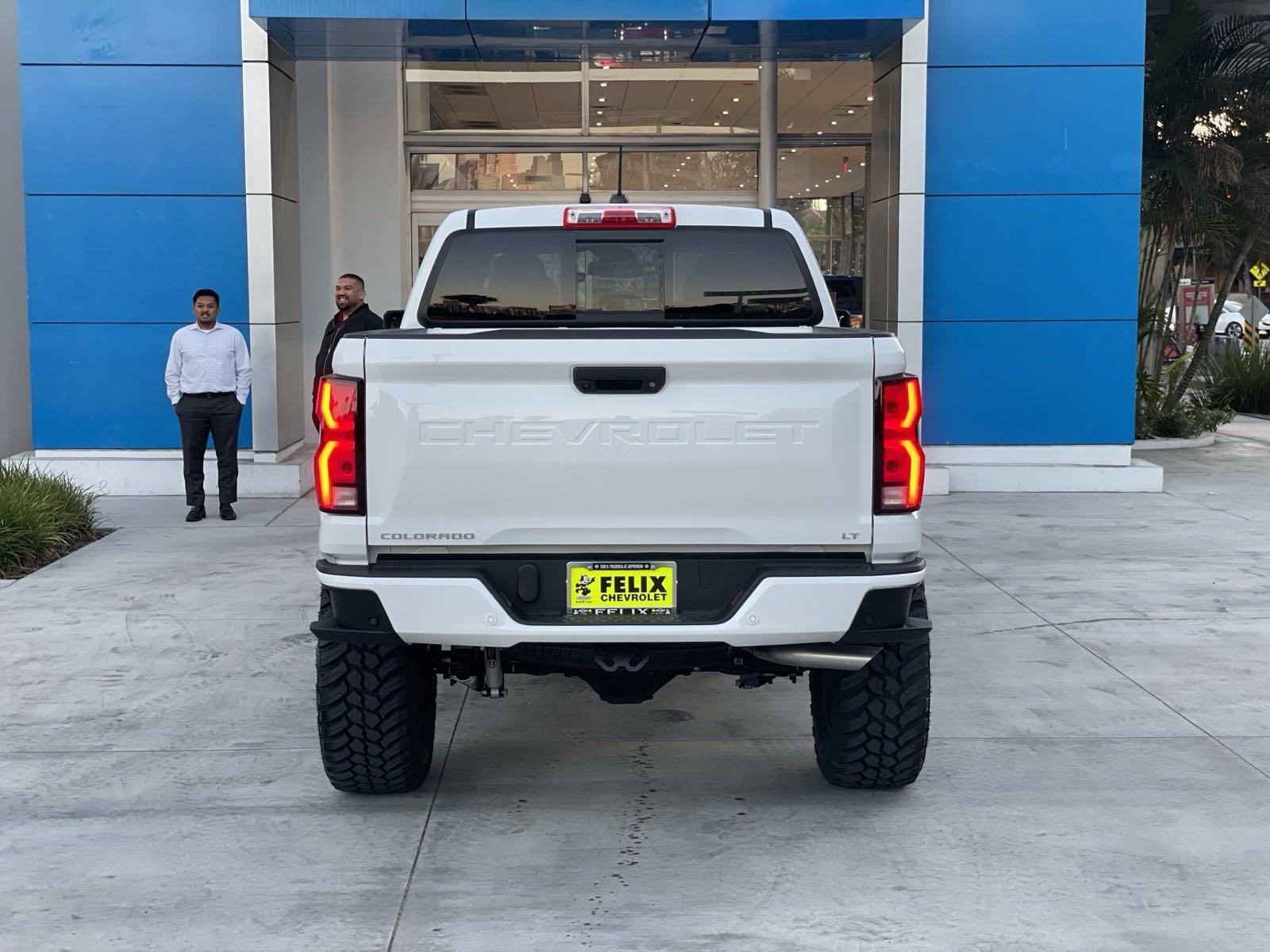 2024 Chevrolet Colorado Vehicle Photo in LOS ANGELES, CA 90007-3794