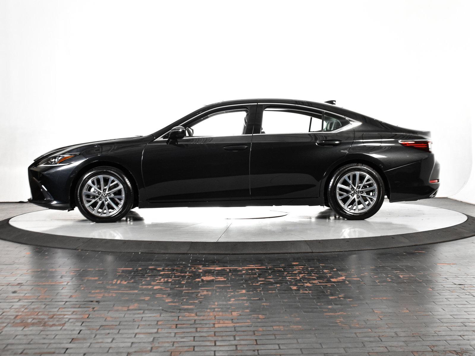 2022 Lexus ES 350 Vehicle Photo in DALLAS, TX 75235