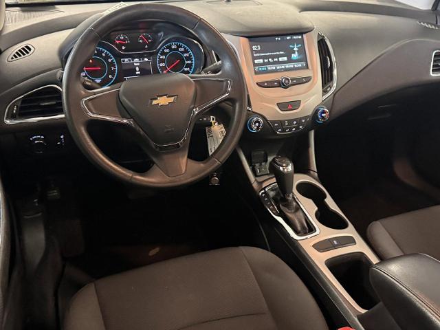 2018 Chevrolet Cruze Vehicle Photo in LOS ANGELES, CA 90007-3794