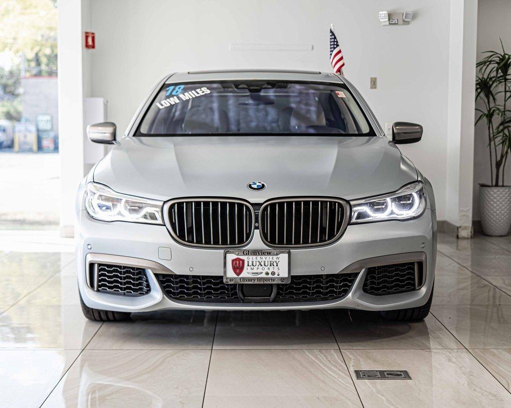 2018 BMW M760i xDrive Vehicle Photo in Saint Charles, IL 60174