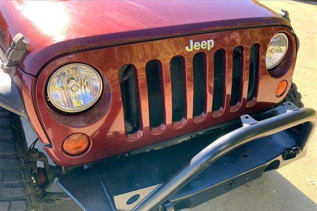 2010 Jeep Wrangler Unlimited Vehicle Photo in KANSAS CITY, MO 64114-4502