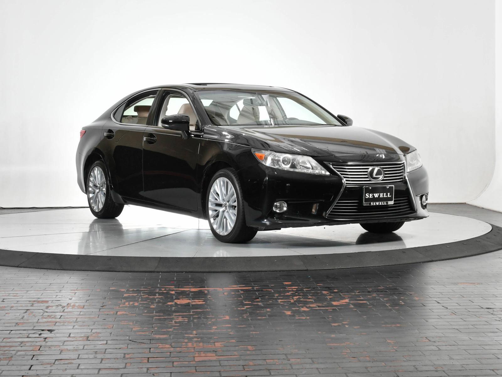 2013 Lexus ES 350 Vehicle Photo in DALLAS, TX 75235