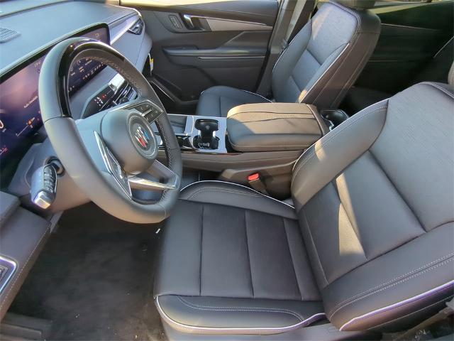 2025 Buick Enclave Vehicle Photo in GOODYEAR, AZ 85338-1310