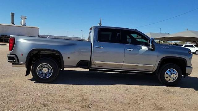 2025 Chevrolet Silverado 3500 HD Vehicle Photo in MIDLAND, TX 79703-7718