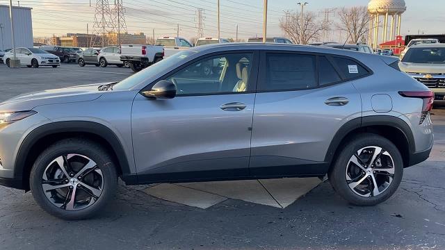 2025 Chevrolet Trax Vehicle Photo in JOLIET, IL 60435-8135