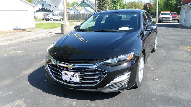 Used 2021 Chevrolet Malibu 1LT with VIN 1G1ZD5ST0MF004657 for sale in Arcanum, OH