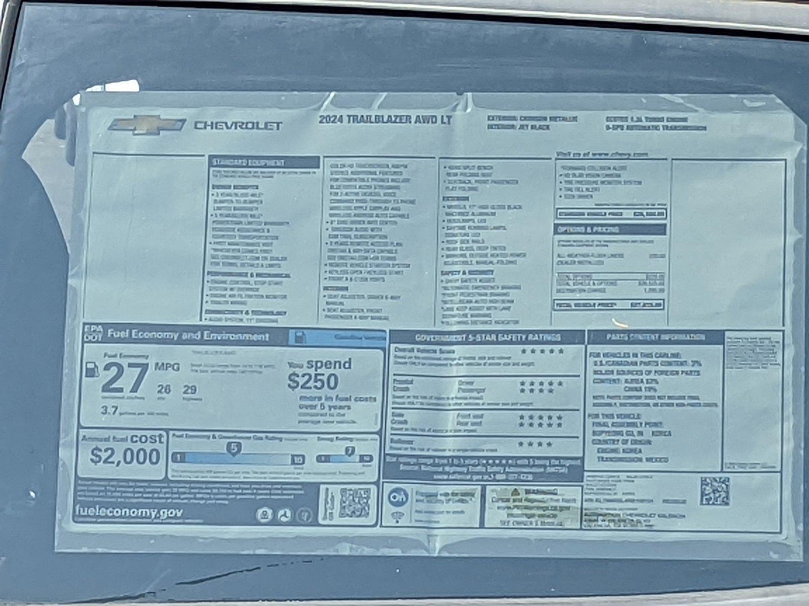 2024 Chevrolet Trailblazer Vehicle Photo in VALENCIA, CA 91355-1705