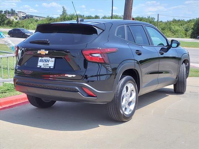 2024 Chevrolet Trax Vehicle Photo in ELGIN, TX 78621-4245