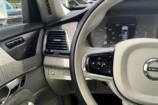 2022 Volvo XC90 Vehicle Photo in Houston, TX 77007