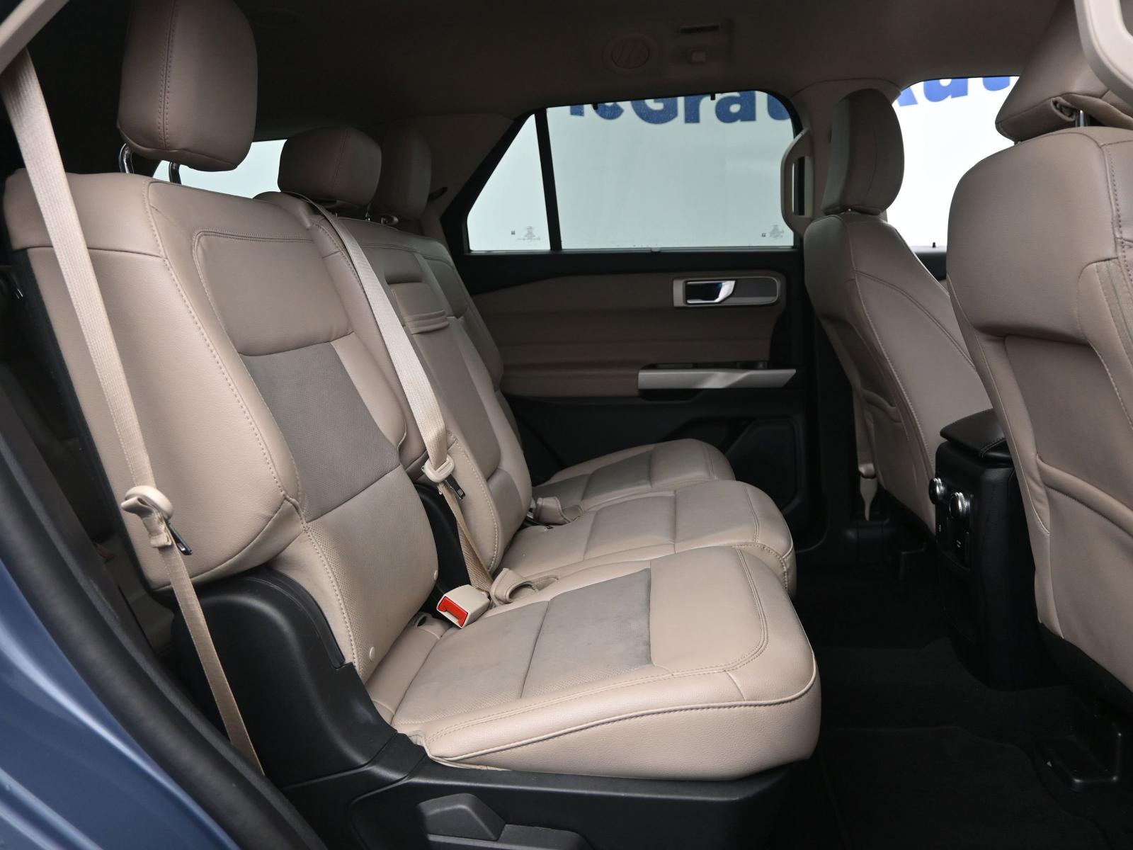 2021 Ford Explorer Vehicle Photo in Cedar Rapids, IA 52402