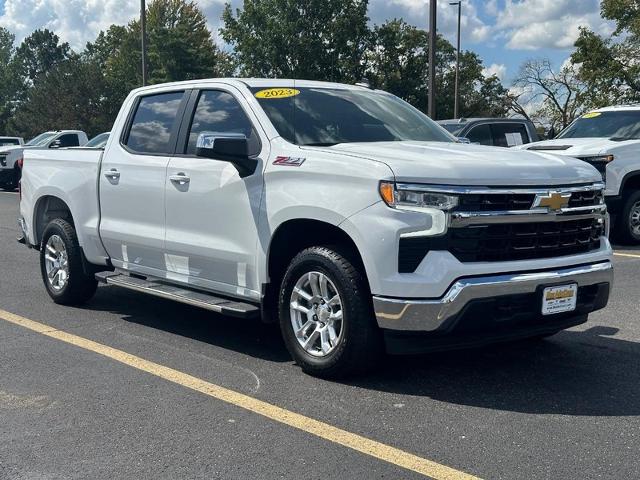 Used 2023 Chevrolet Silverado 1500 LT with VIN 1GCUDDED9PZ163826 for sale in Columbia, MO