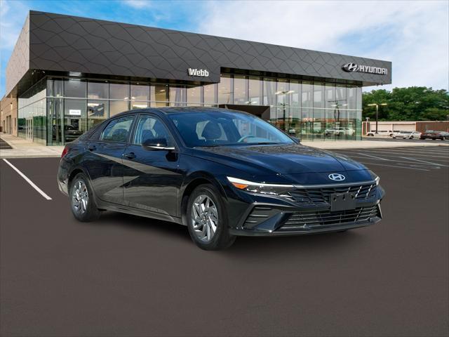 2024 Hyundai ELANTRA Vehicle Photo in Merrillville, IN 46410