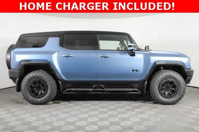 2024 GMC HUMMER EV SUV Vehicle Photo in PUYALLUP, WA 98371-4149