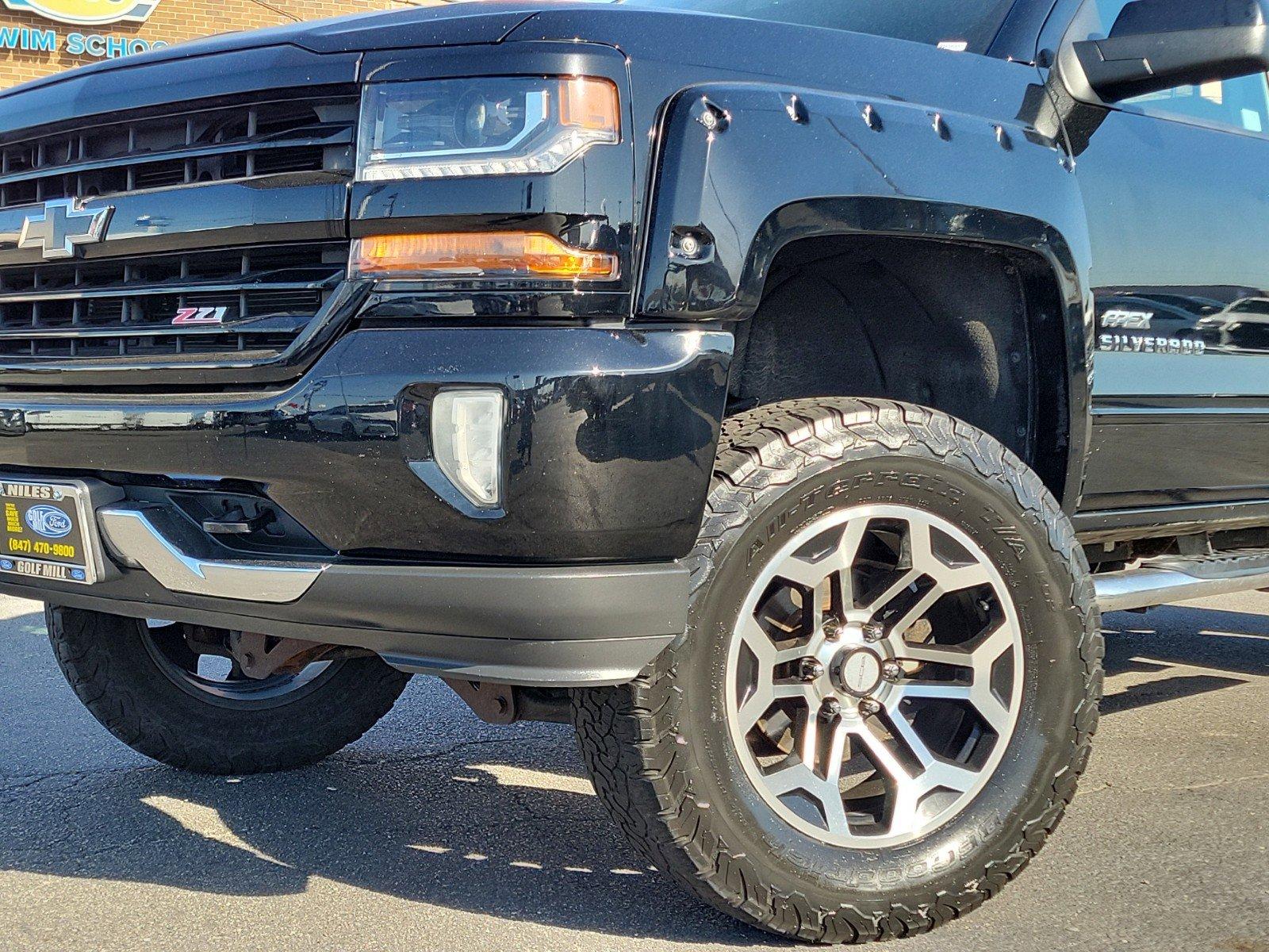 2017 Chevrolet Silverado 1500 Vehicle Photo in Plainfield, IL 60586