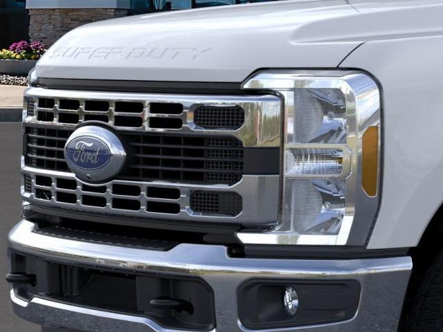 2024 Ford Super Duty F-350 DRW Vehicle Photo in Weatherford, TX 76087