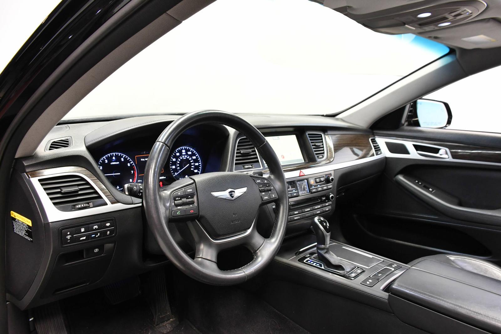 2015 Hyundai GENESIS Vehicle Photo in DALLAS, TX 75235