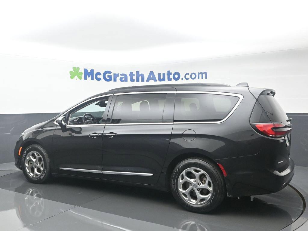 2022 Chrysler Pacifica Vehicle Photo in Cedar Rapids, IA 52402